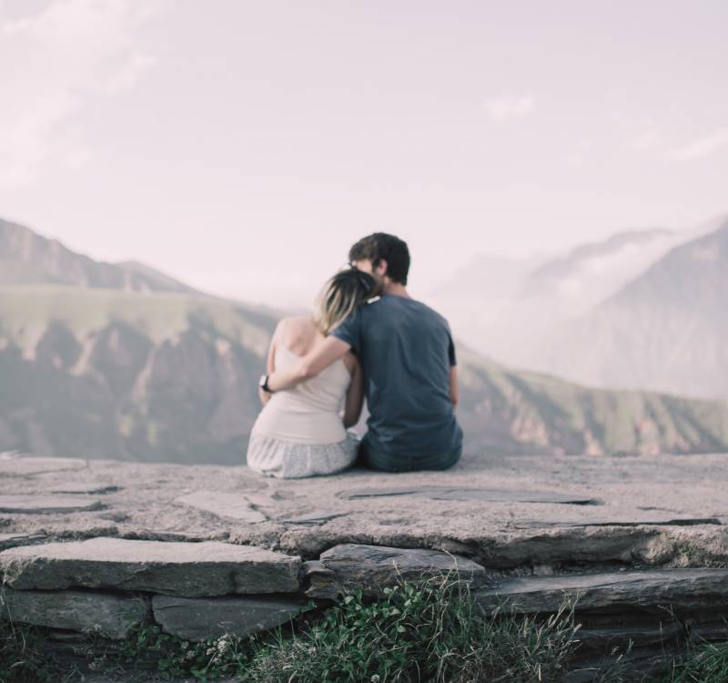 Thérapie de couple et coaching à Genève pour construire un couple solide